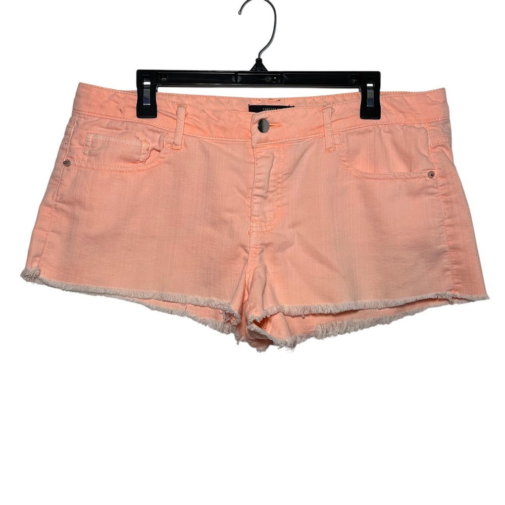 Forever 21 Women Peach Frayed Hem Denim Shorts Size 30